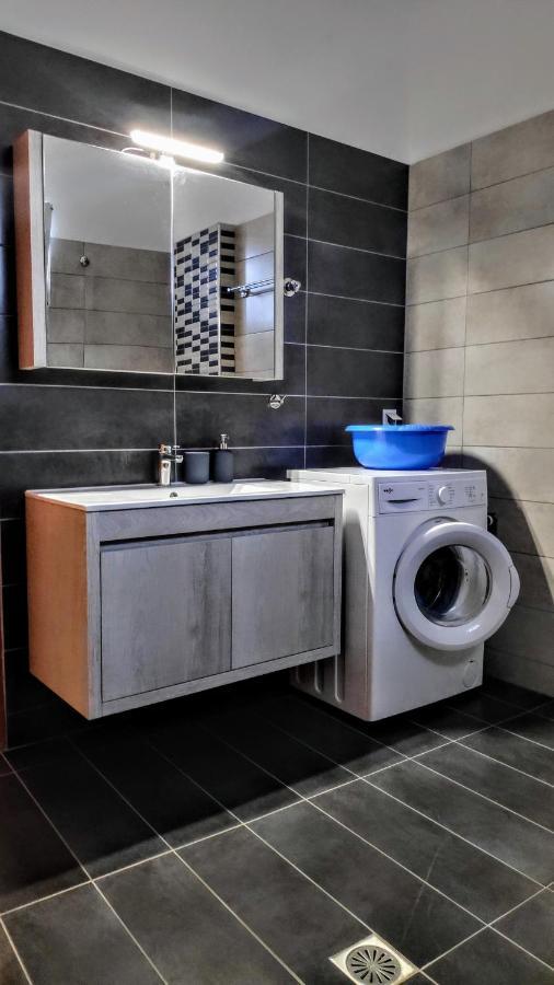 Ourania Luxury Apartment ケラモティ エクステリア 写真